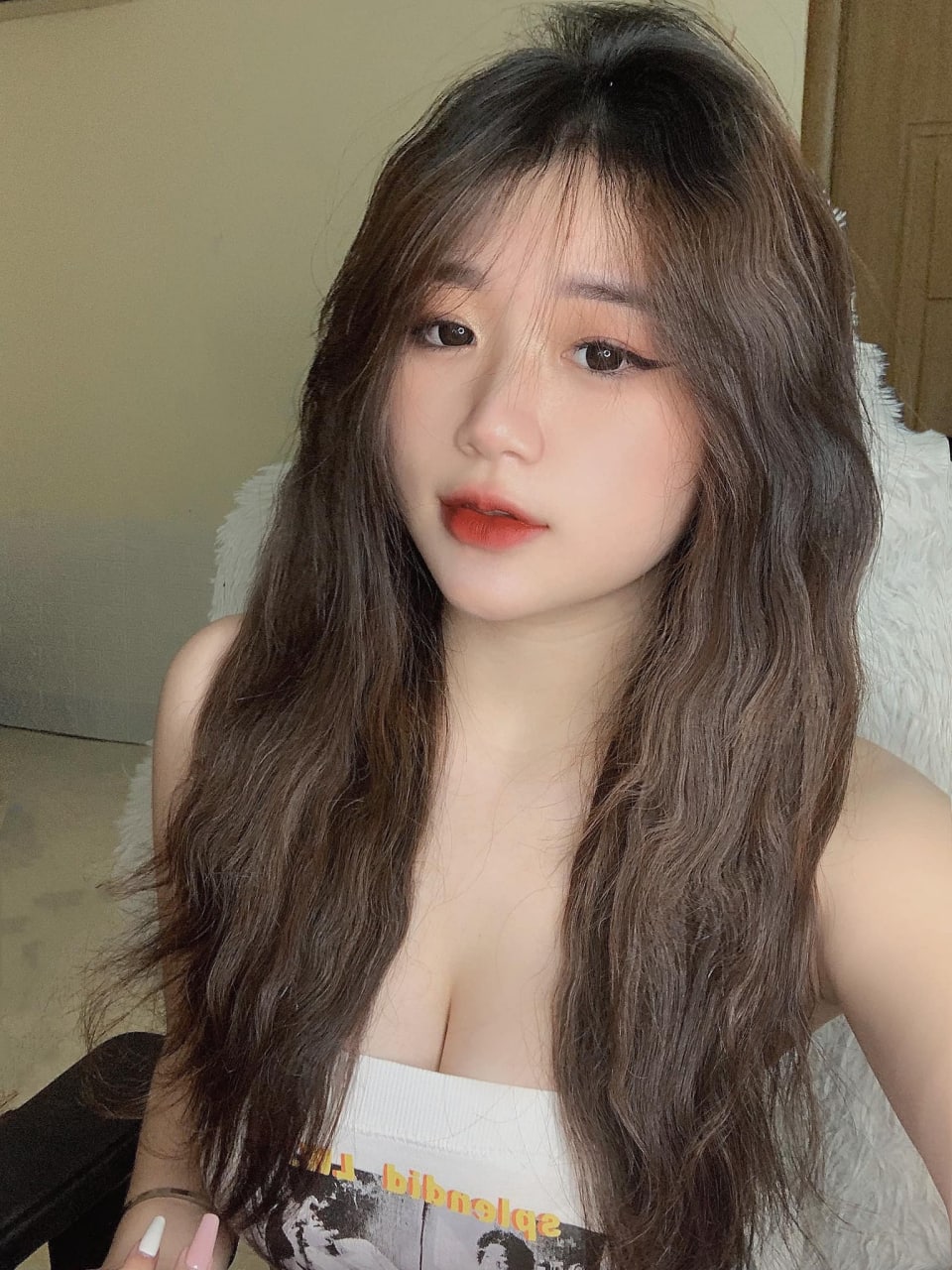 Tên tù vượt ngục và bà xã trẻ vietsub